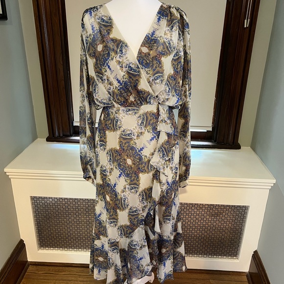 Twelfth Street by Cynthia Vincent Dresses & Skirts - Twelfth Street Cynthia Vincent Abstract Floral Dress